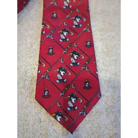 Mickey Unlimited | Men's Dad Neck Tie Mickey Playing Golf in Red‎ - Picture 2 of 6